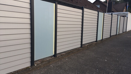 Aluminium Sichtschutz aus dem 2018 in 33659 Bielefeld Deutschland von Franchise AG.