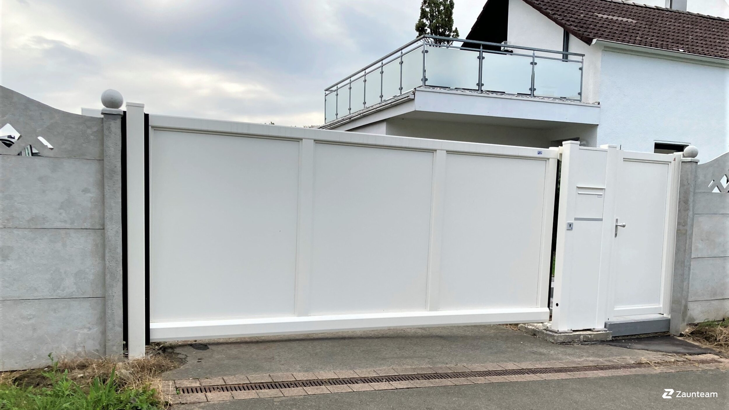 Automatische Tore aus dem 2020 in 32791 Lage Deutschland von Franchise AG.