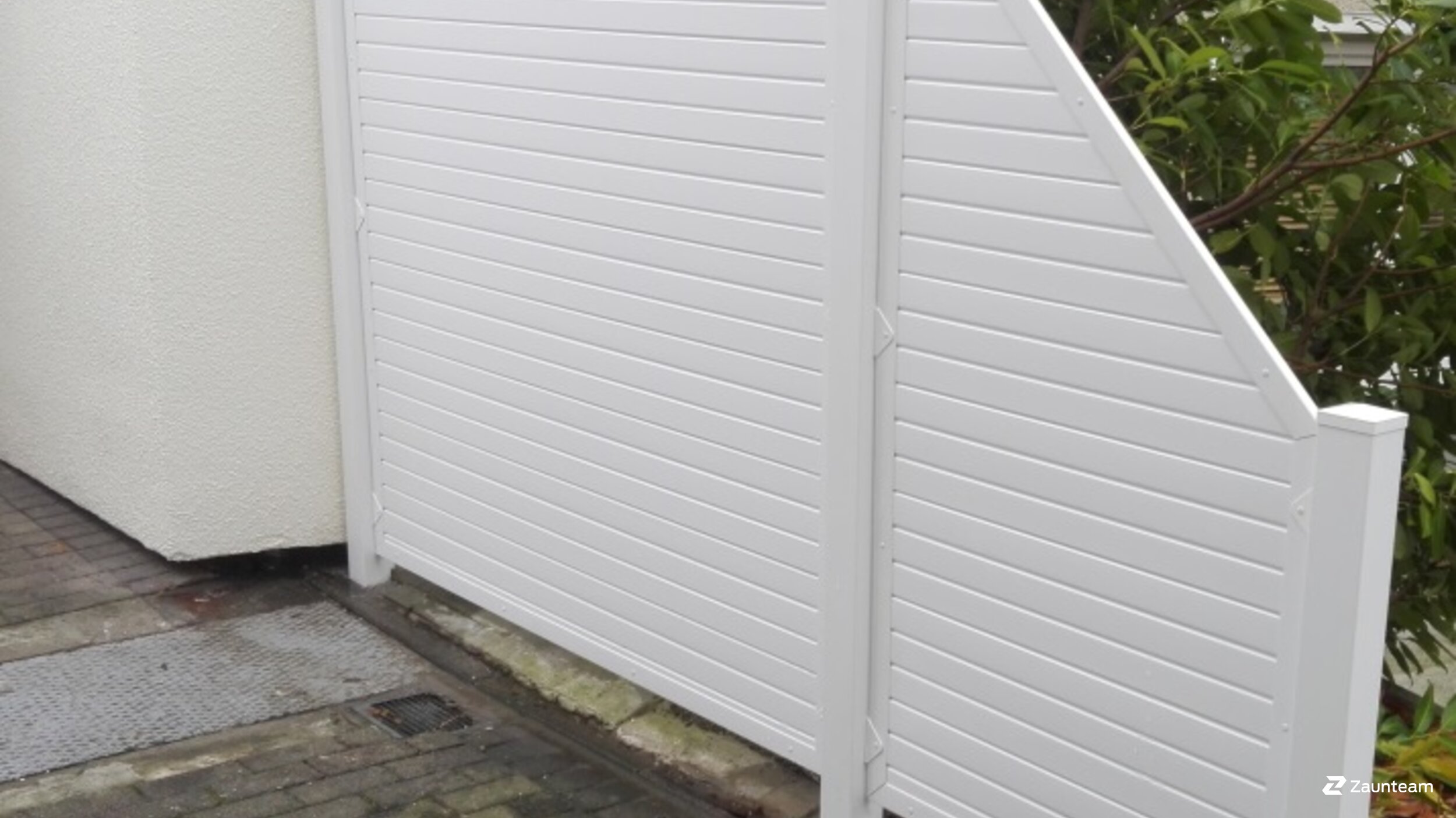 Holz Sichtschutz aus dem 2016 in 33617 Bielefeld Deutschland von Franchise AG.