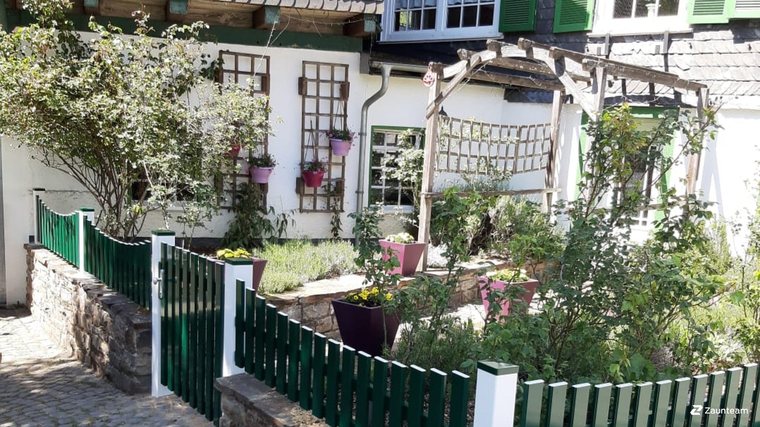 Aluzaun aus dem 2020 in 51580 Reichshof Deutschland von Zaunteam Südwestfalen.