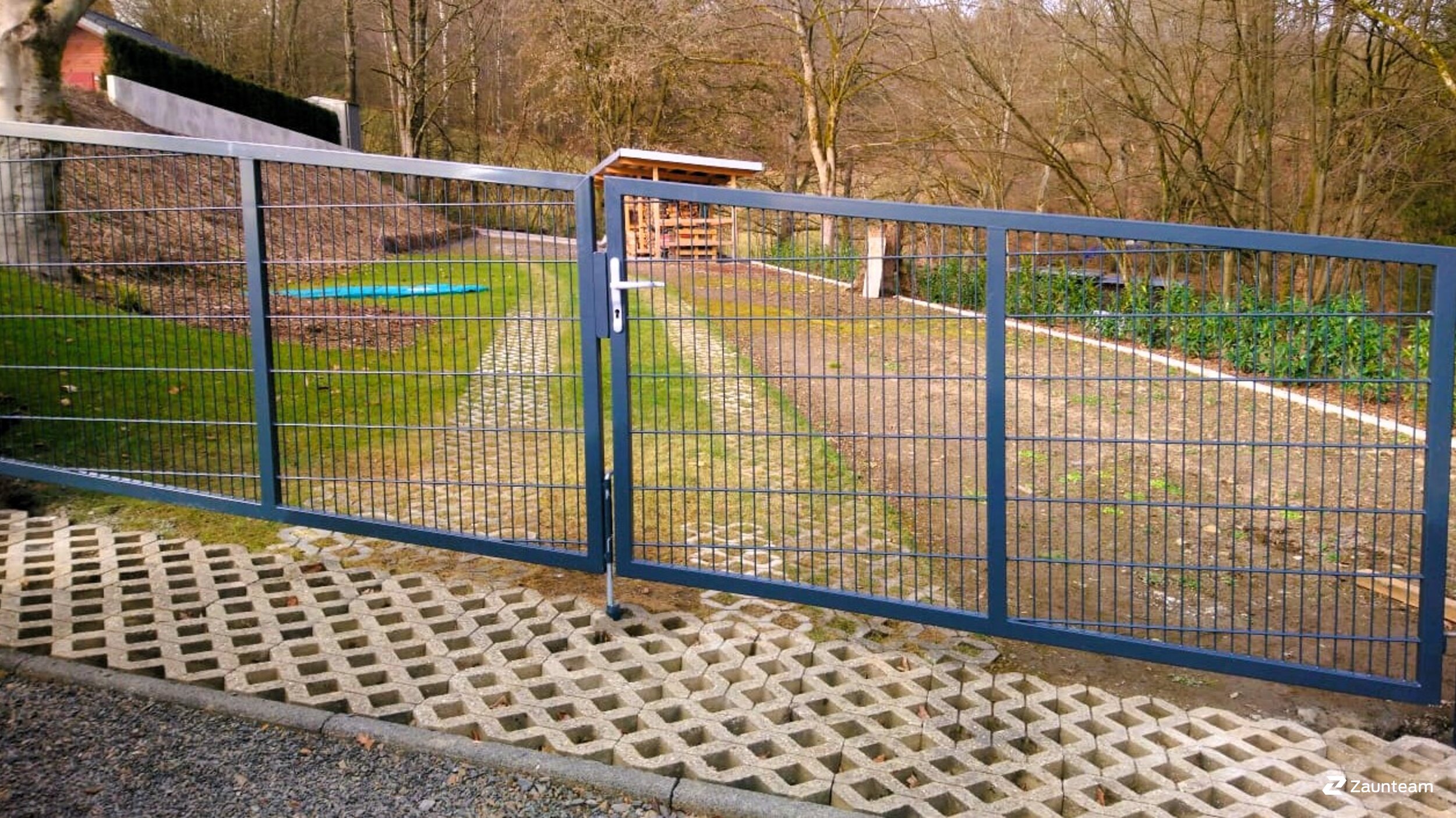 Doppelstabmattenzaun aus dem 2021 in 51647 Gummersbach Deutschland von Zaunteam Südwestfalen.
