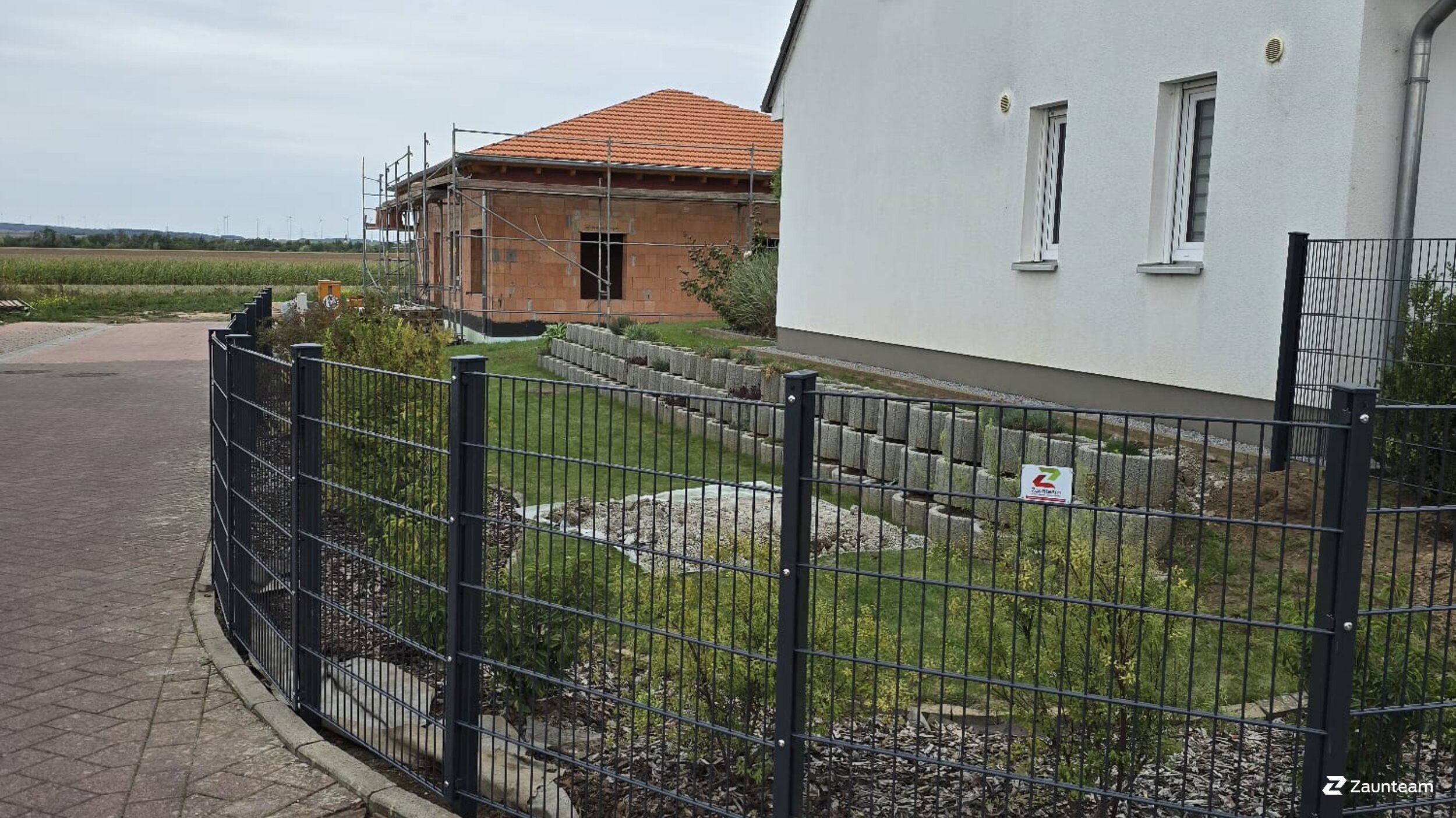 Clôture en panneau double fil de 2025 à 97440 Schnackenwerth Allemagne de Zaunteam Main-Rhön.