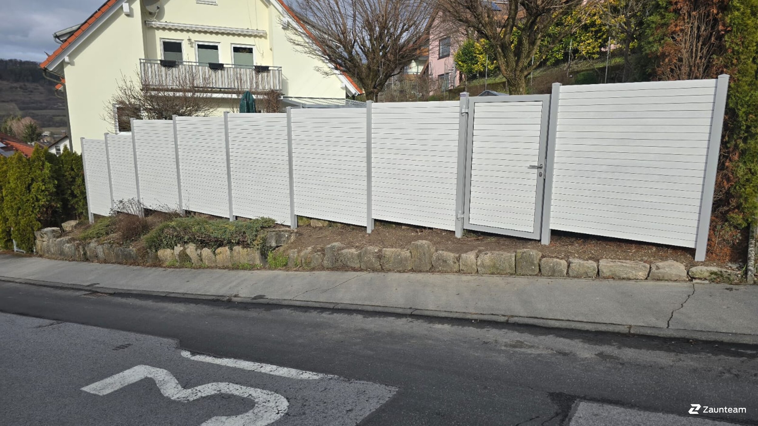 Aluminium Sichtschutz aus dem 2026 in 97717 Sulzthal Deutschland von Zaunteam Main-Rhön.