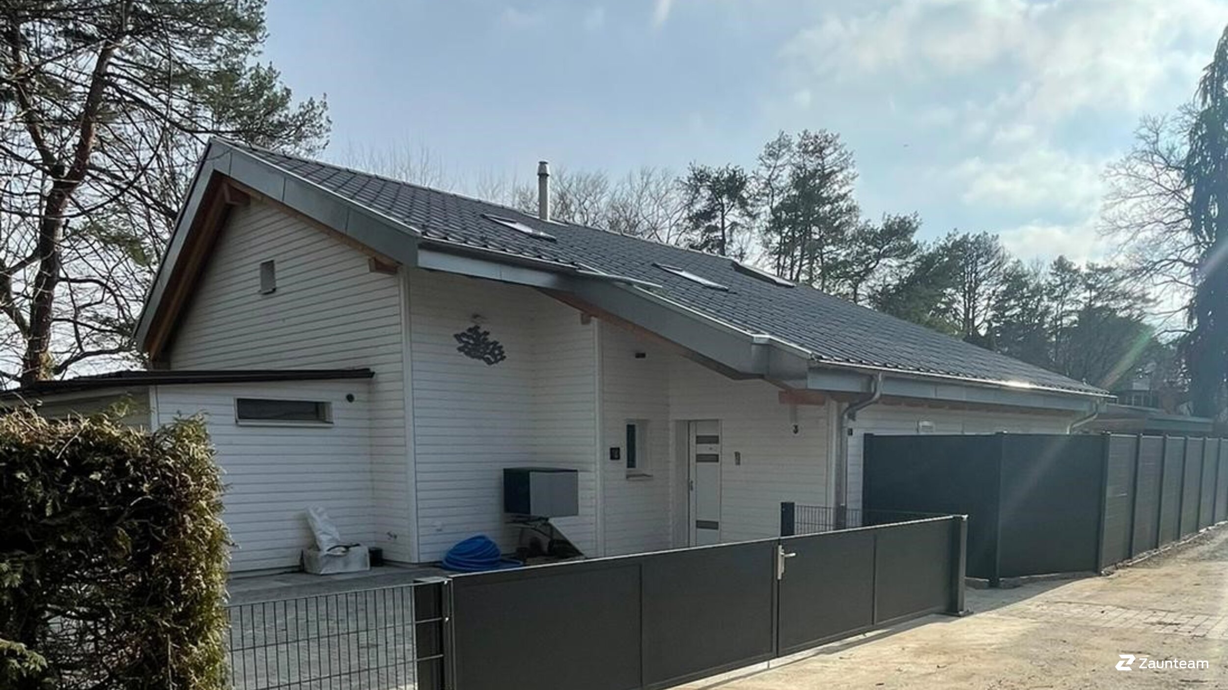 Aluminium Sichtschutz aus dem 2023 in 1426 Corcelles près concise Schweiz von Zaunteam Spahni AG.