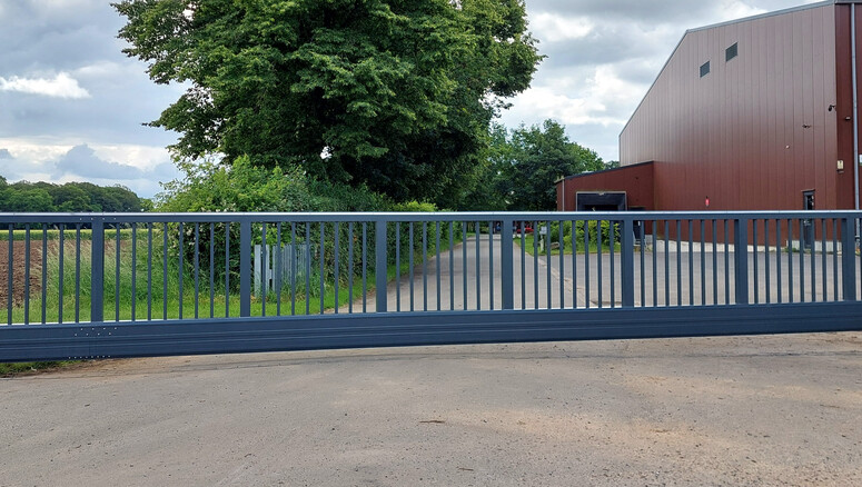 Automatische Tore aus dem 2024 in 46485 Wesel Deutschland von Zaunteam Hohe Mark.