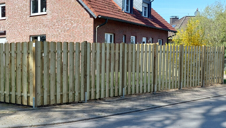 Holz Sichtschutz aus dem 2025 in 46499 Hamminkeln Deutschland von Zaunteam Hohe Mark.