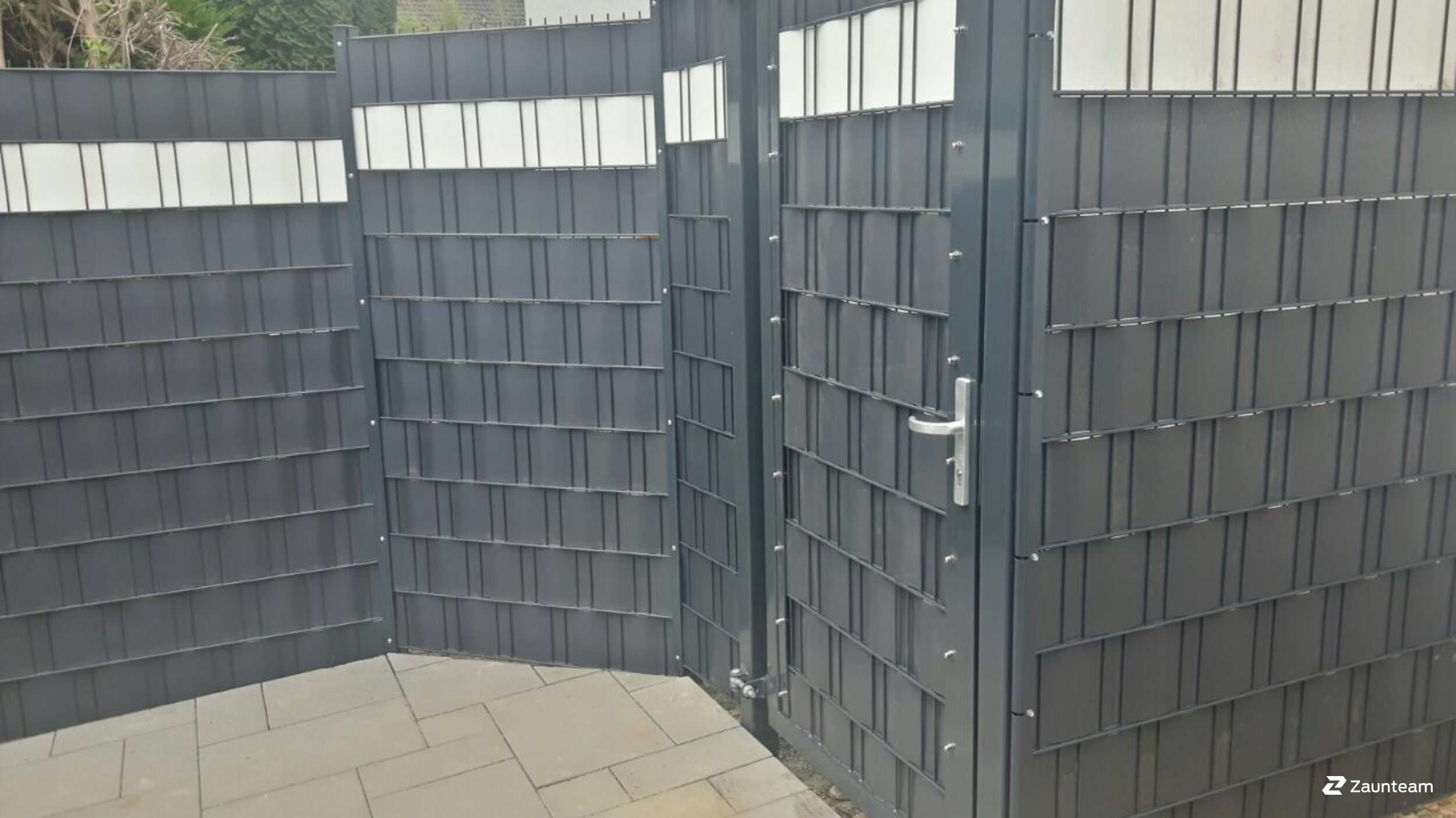Protection brise-vue en tressage de 2017 à 52064 Aachen Allemagne de Franchise AG.