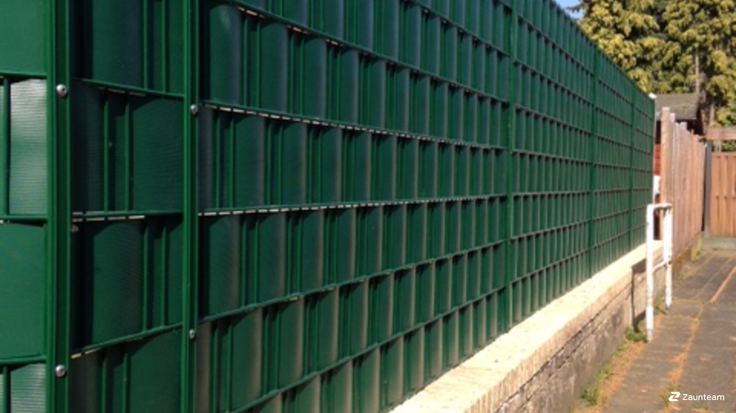 Flecht Sichtschutz aus dem 2016 in 50181 Bedburg Deutschland von Franchise AG.