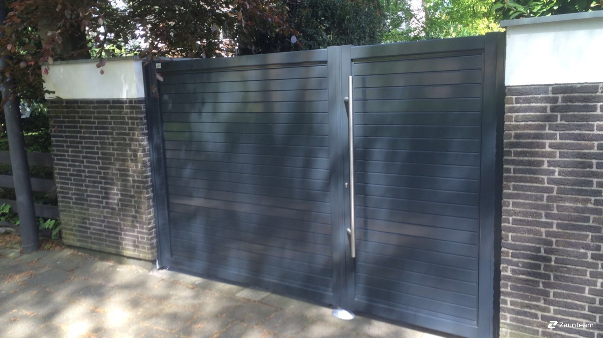 Sonstige Modelle aus dem 2017 in 50667 Köln Deutschland von Franchise AG.