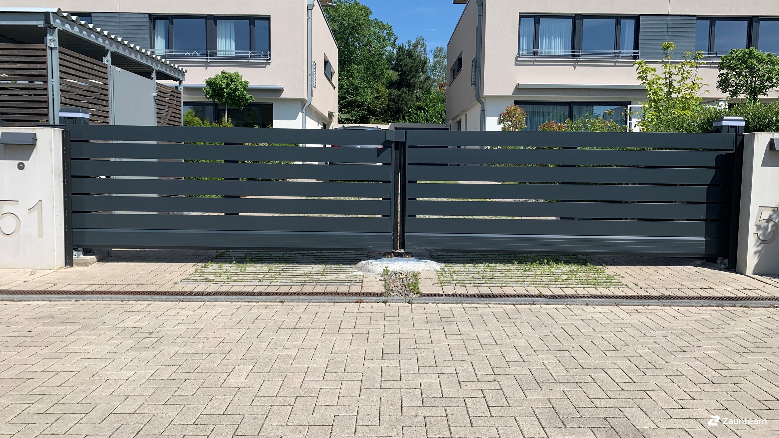 Portails automatiques de 2019 à 50170 Kerpen Allemagne de Franchise AG.