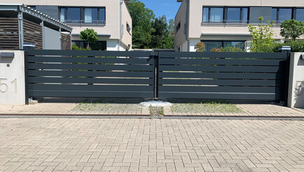 Automatische Tore aus dem 2019 in 50170 Kerpen Deutschland von Franchise AG.