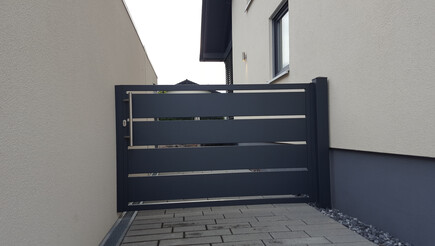 Clôture en aluminium de 2021 à 76661 Philippsburg - Rheinsheim Allemagne de Zaunteam Schwetzingen-Bruchsal.