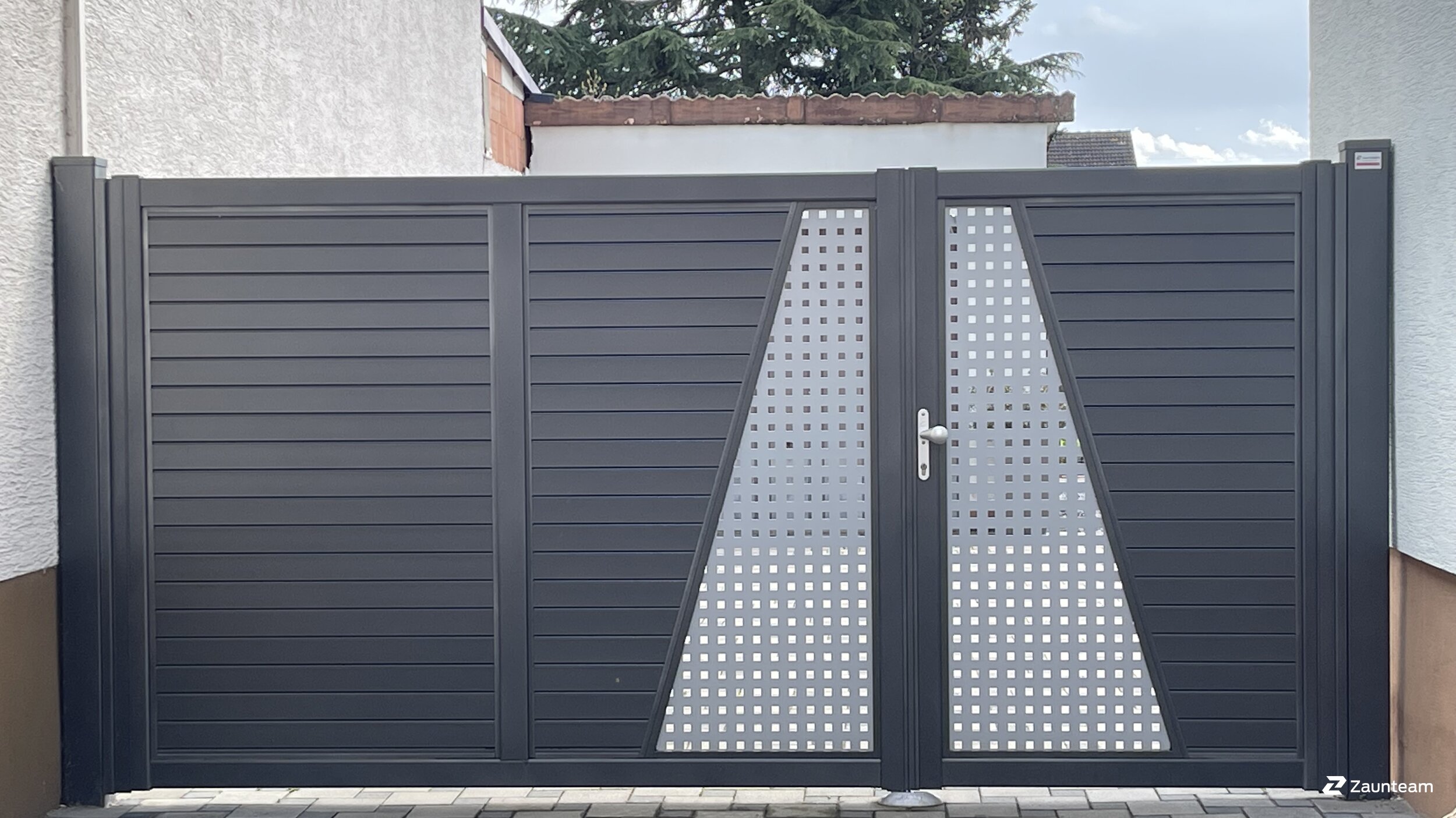 Aluzaun aus dem 2022 in 68794 Oberhausen-Rheinhausen Deutschland von Zaunteam Schwetzingen-Bruchsal.