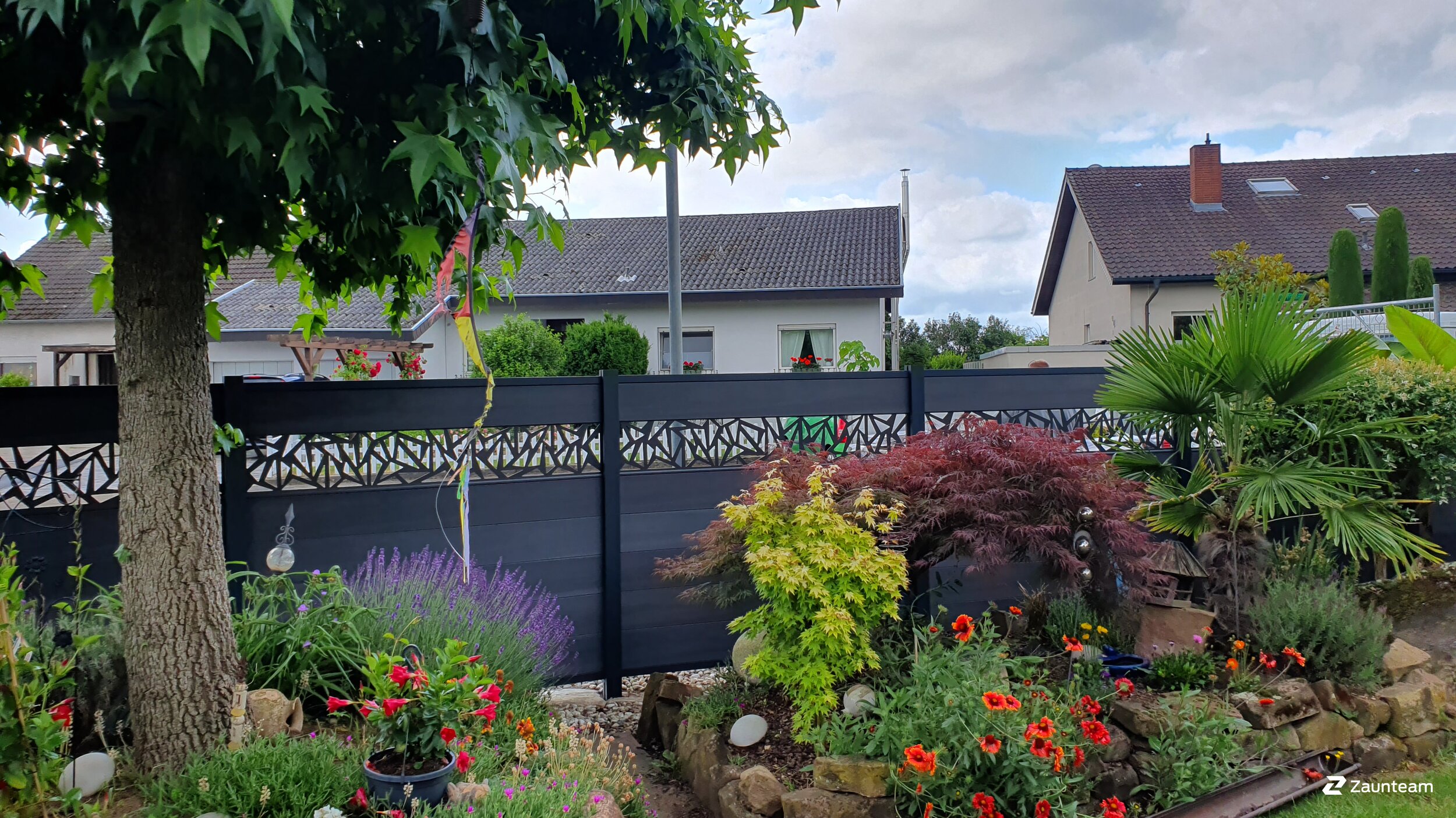 Pare-vue en WPC de 2022 à 68789 St. Leon-Rot Allemagne de Zaunteam Schwetzingen-Bruchsal.