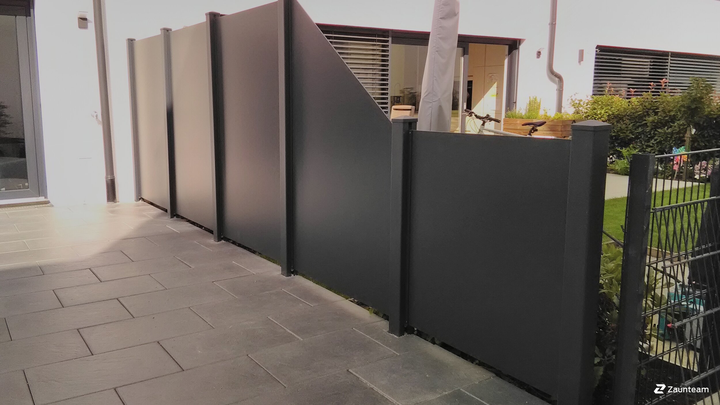 Aluminium Sichtschutz aus dem 2018 in 71642 Ludwigsburg Deutschland von Zaunteam Neckar-Enz.
