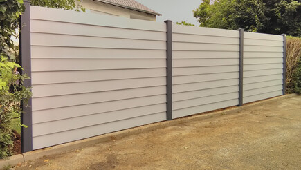 Aluminium Sichtschutz aus dem 2018 in 71640 Ludwigsburg Deutschland von Zaunteam Neckar-Enz.