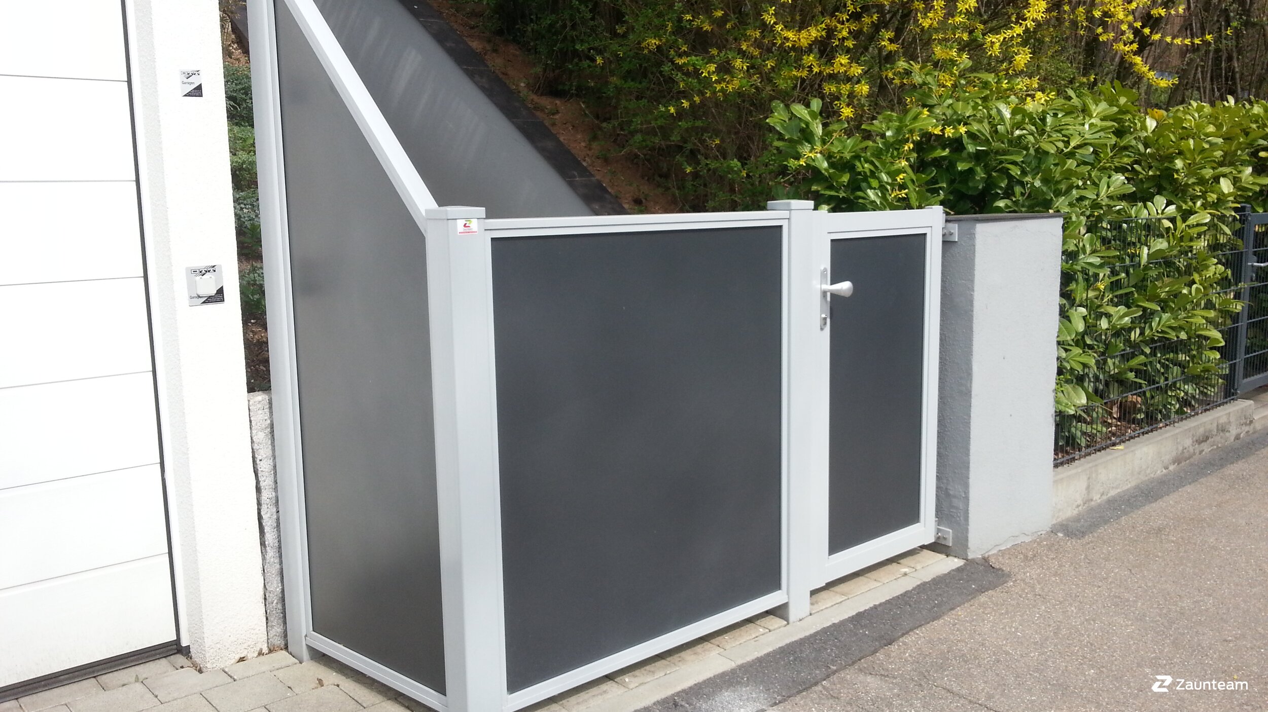 Aluzaun aus dem 2017 in 70437 Stuttgart Deutschland von Zaunteam Neckar-Enz.