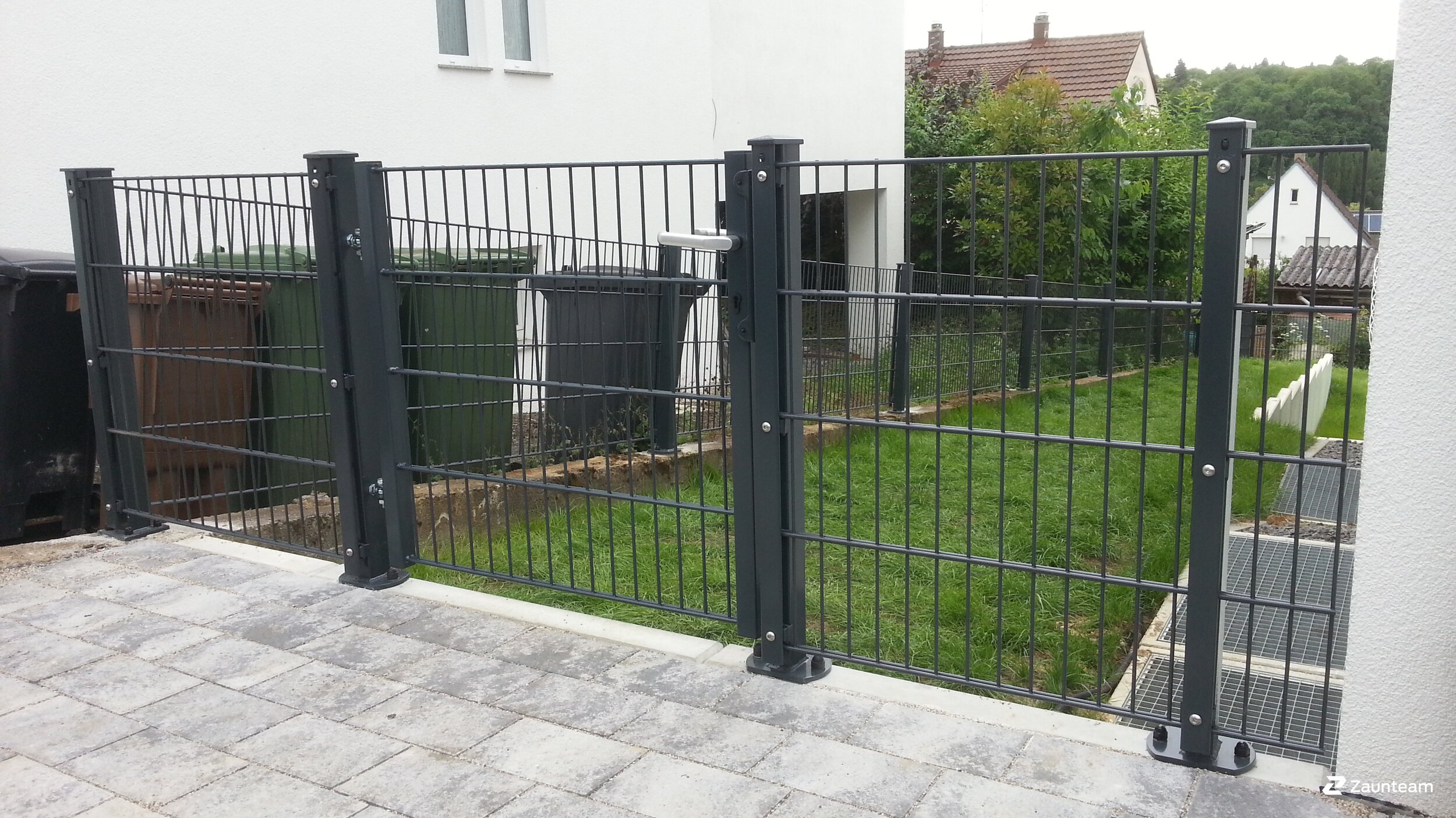 Doppelstabmattenzaun aus dem 2017 in 74376 Gemmrigheim Deutschland von Zaunteam Neckar-Enz.