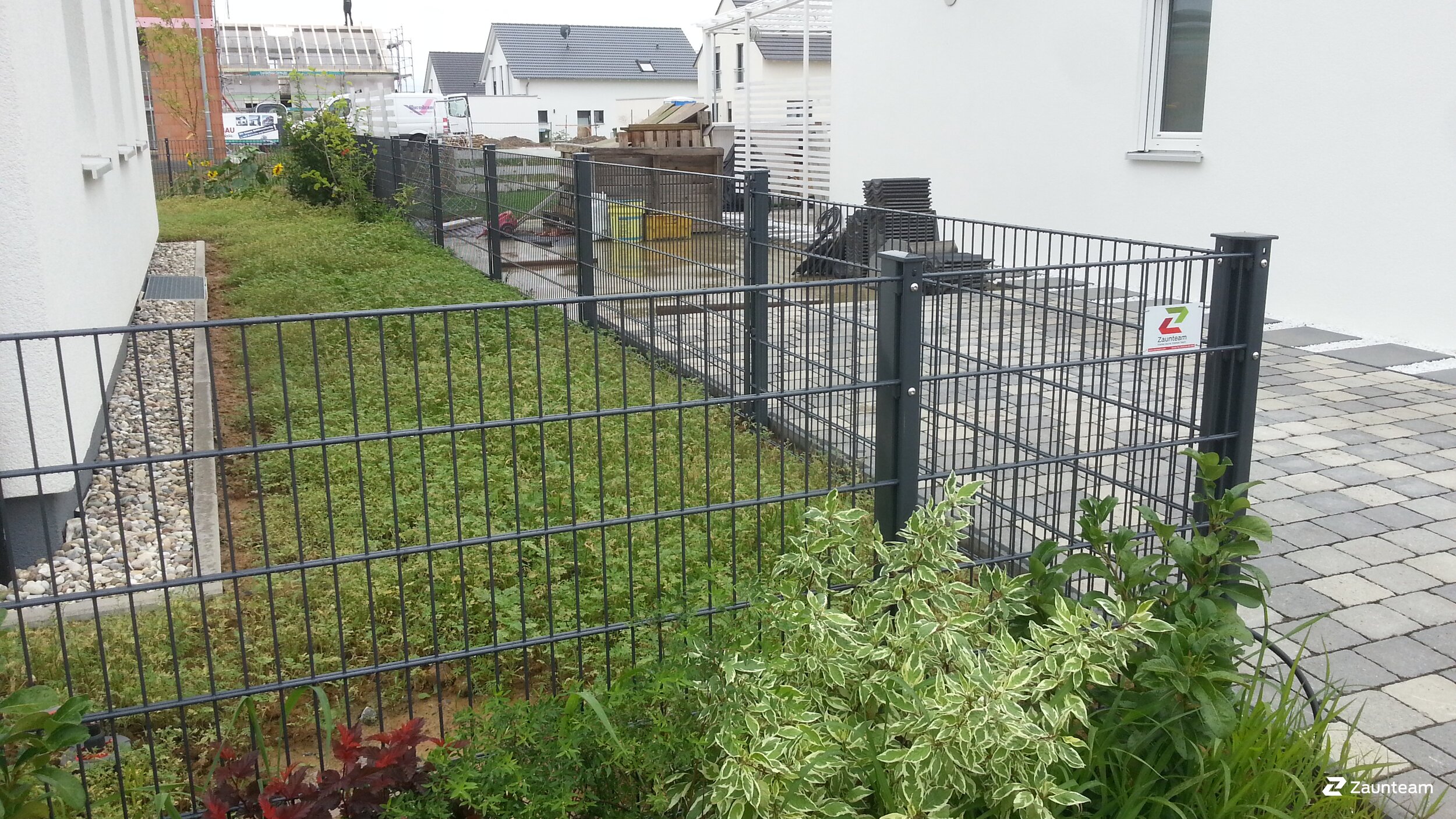 Clôture en panneau double fil de 2017 à 74357 Bönnigheim Allemagne de Zaunteam Neckar-Enz.