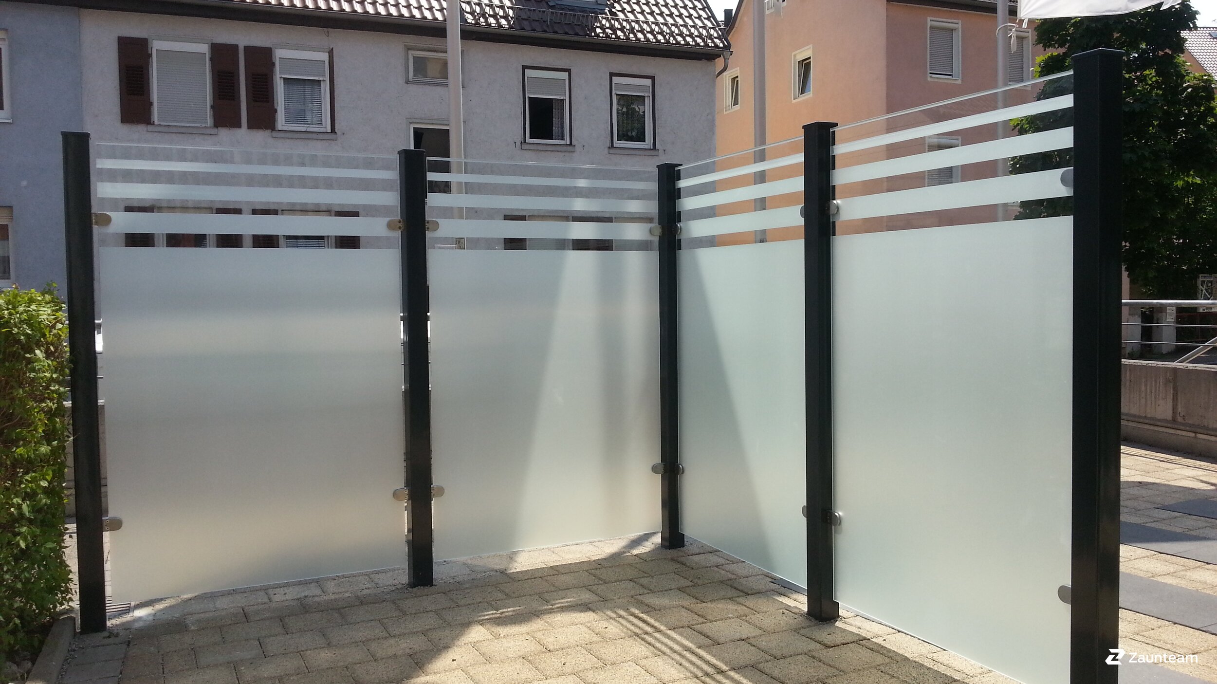 Glas Sichtschutz aus dem 2017 in 71634 Ludwigsburg Deutschland von Zaunteam Neckar-Enz.