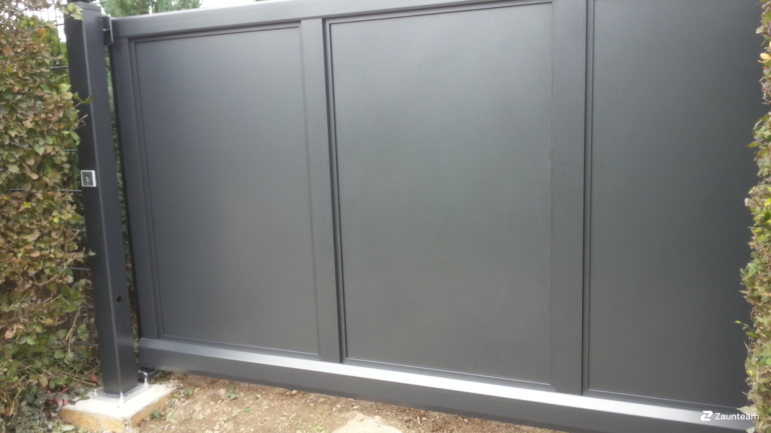 Automatische Tore aus dem 2017 in 74321 Bietigheim-Bissingen Deutschland von Zaunteam Neckar-Enz.