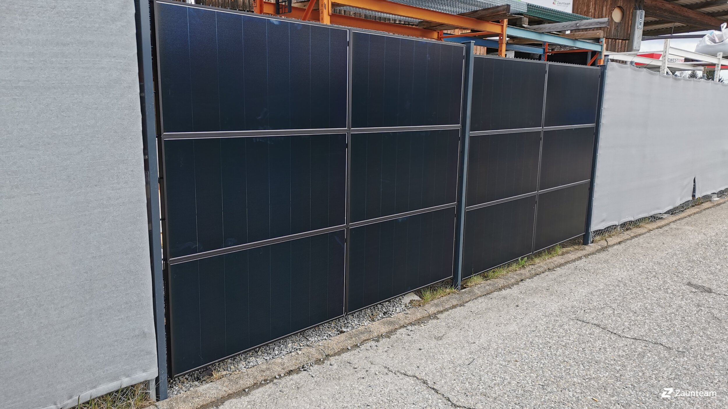 Solarzaun aus dem 2021 in 75242 Neuhausen Deutschland von Zaunteam Pforzheim.