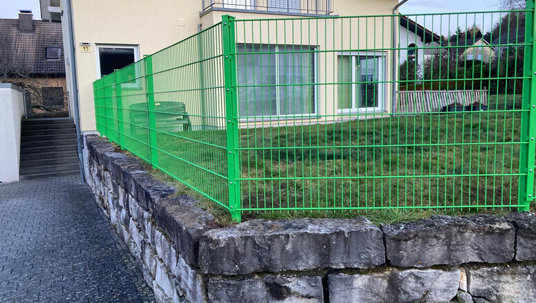 Doppelstabmattenzaun aus dem 2025 in 75217 Birkenfeld Deutschland von Zaunteam Pforzheim.