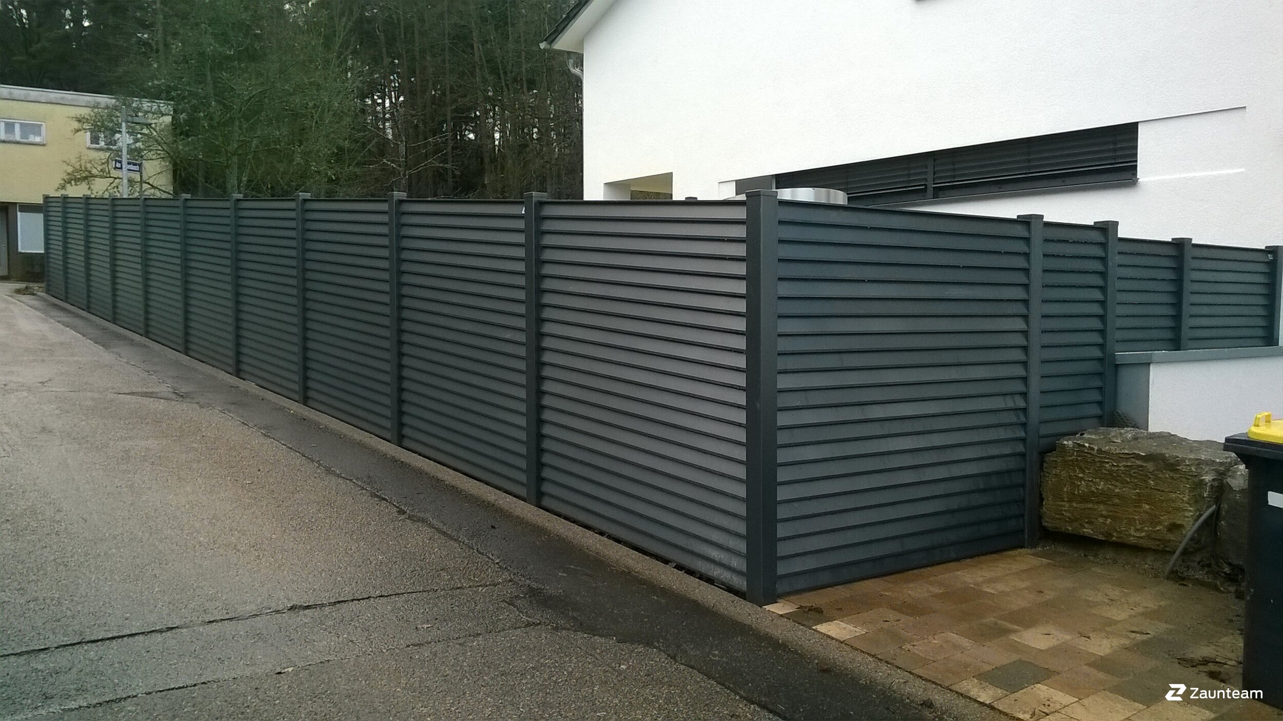 Aluminium Sichtschutz aus dem 2016 in 75181 Huchenfeld Deutschland von Zaunteam Pforzheim.
