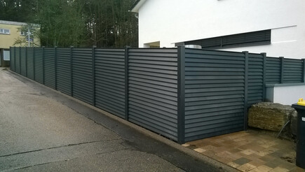 Aluminium Sichtschutz aus dem 2016 in 75181 Huchenfeld Deutschland von Zaunteam Pforzheim.