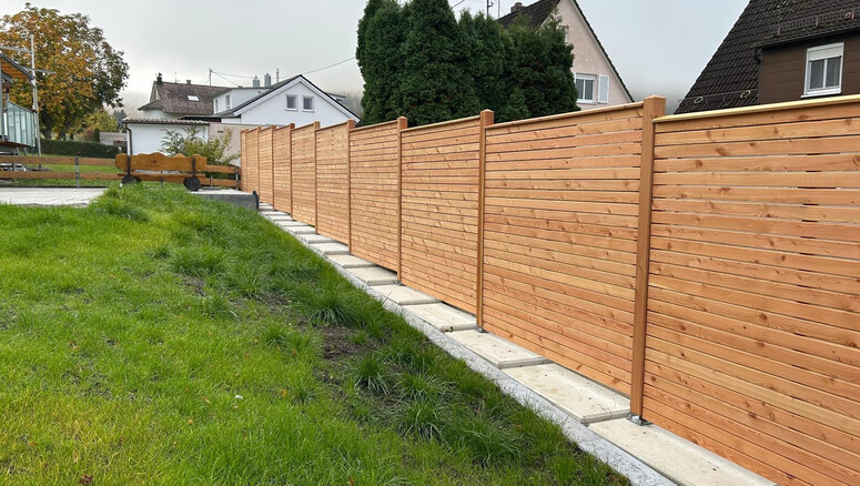 Holz Sichtschutz aus dem 2025 in 72116 Mössingen Deutschland von Zaunteam Zollernalb.