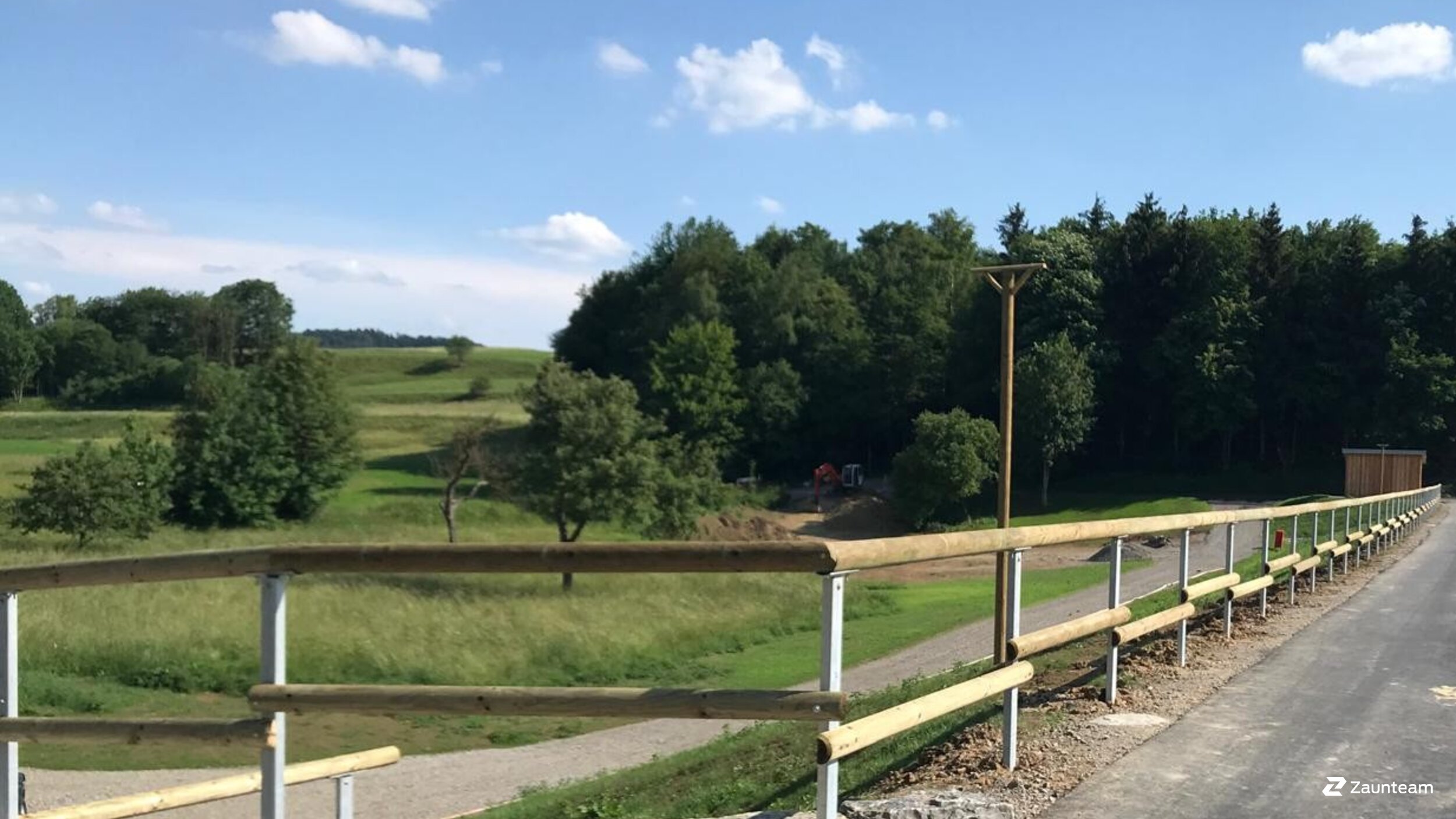 Halbrundlattenzaun aus dem 2022 in 72108 Rottenburg am Neckar Deutschland von Zaunteam Zollernalb.