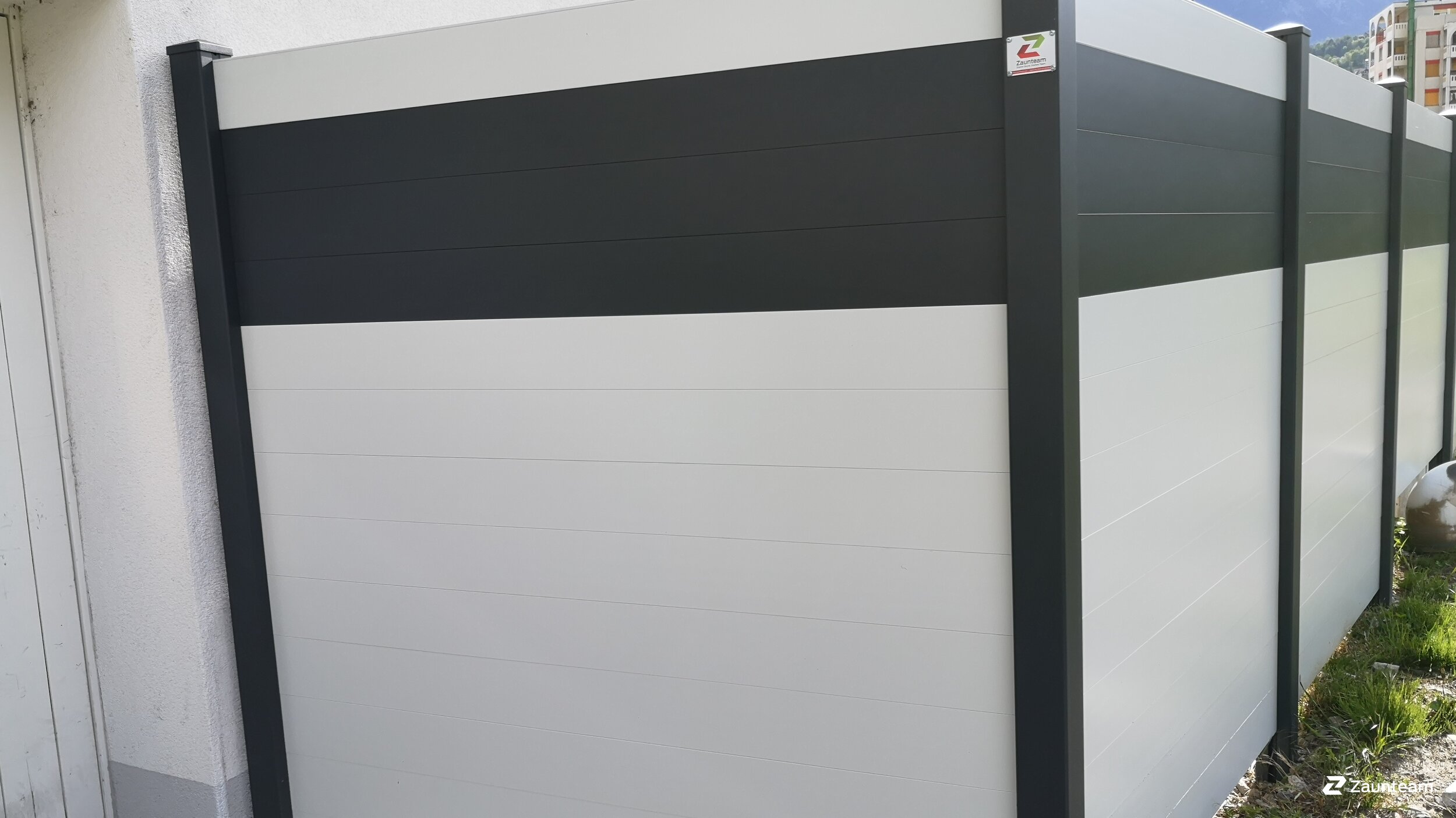 Aluminium Sichtschutz aus dem 2020 in 3904 Naters Schweiz von Zaunteam Wallis / Swissclôture Valais.