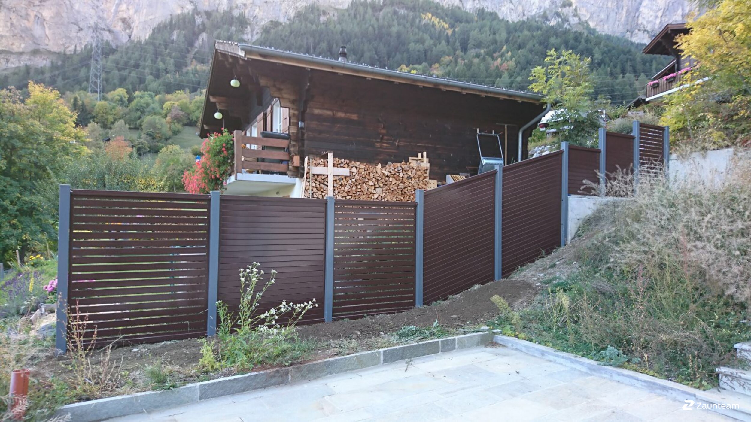 Aluminium Sichtschutz aus dem 2017 in 3953 Inden Schweiz von Zaunteam Wallis / Swissclôture Valais.