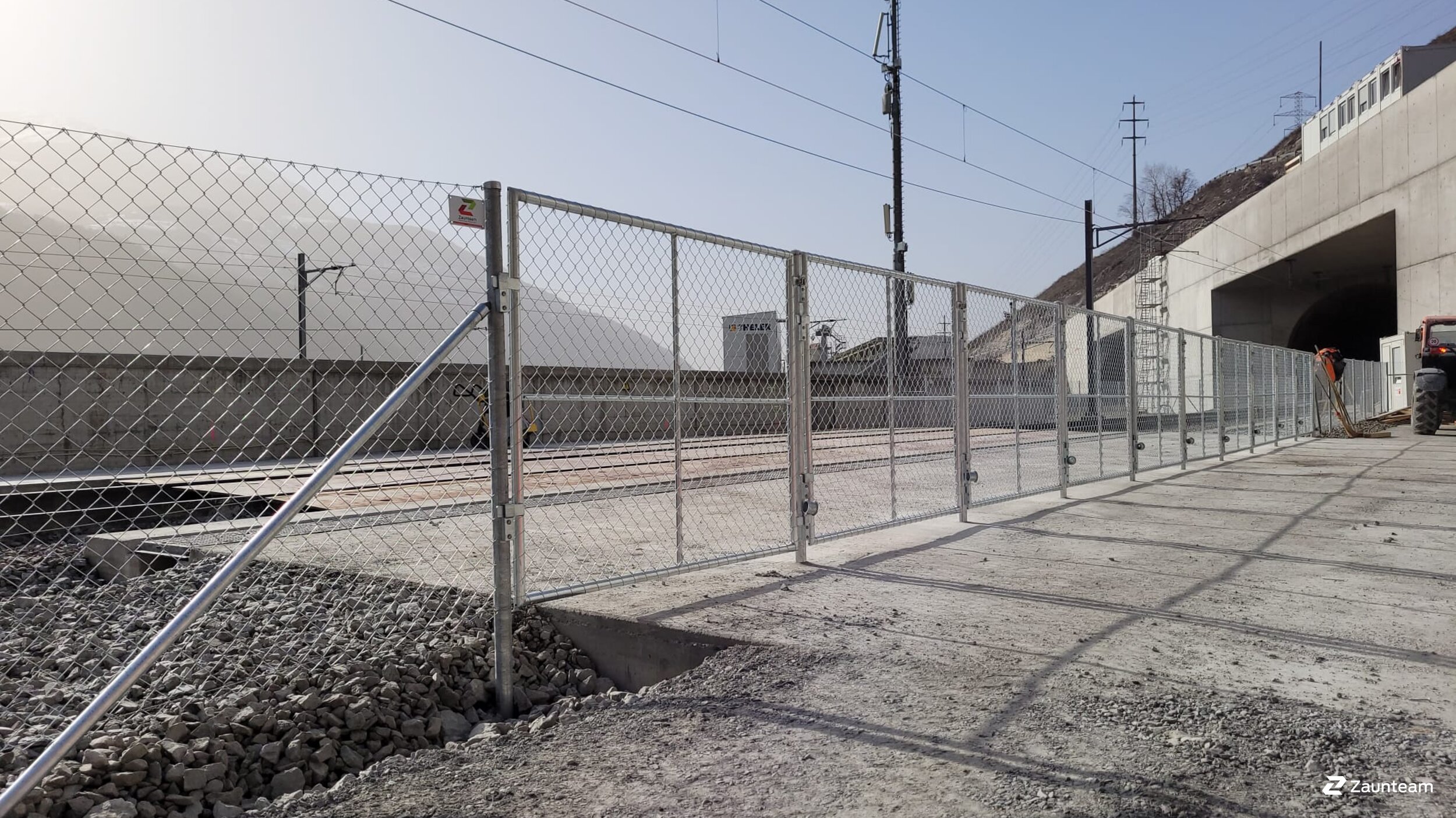 Diagonalgeflecht aus dem 2021 in 3942 Raron Schweiz von Zaunteam Wallis / Swissclôture Valais.