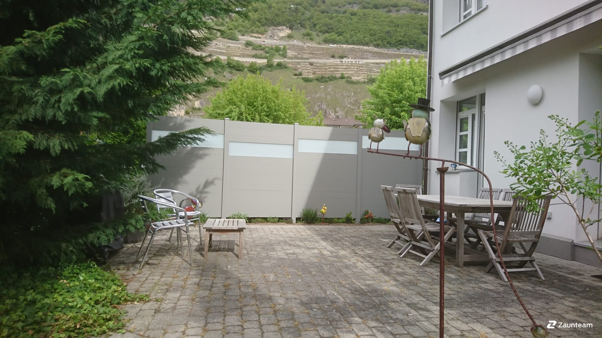 Aluminium Sichtschutz aus dem 2021 in 1920 Martigny Schweiz von Zaunteam Wallis / Swissclôture Valais.