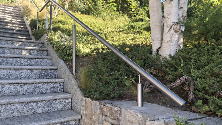 Garde-corps et main-courantes de 2025 à 3960 Sierre Suisse de Zaunteam Wallis / Swissclôture Valais.