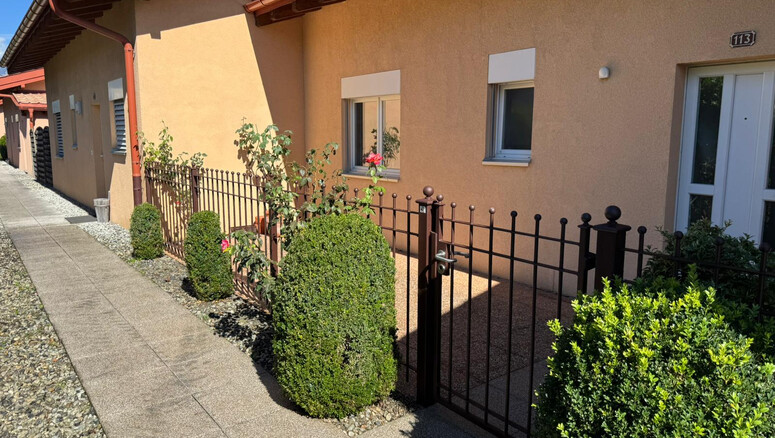 Clôture classique de 2025 à 1913 Saillon Suisse de Zaunteam Wallis / Swissclôture Valais.