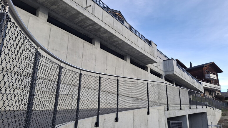 Grillage simple torsion de 2025 à 3926 Embd Suisse de Zaunteam Wallis / Swissclôture Valais.