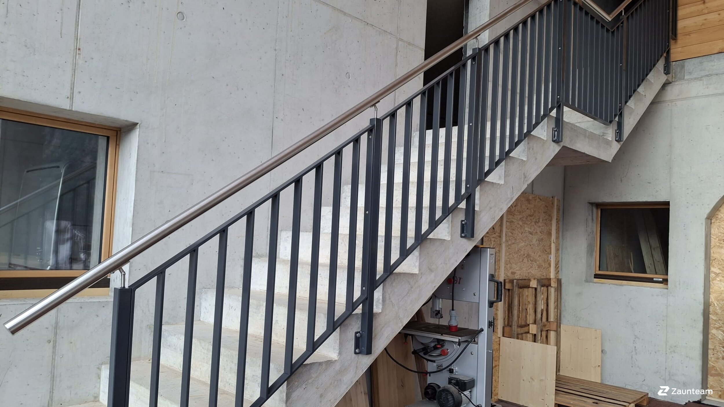 Geländer und Handläufe aus dem 2025 in 3983 Mörel Schweiz von Zaunteam Wallis / Swissclôture Valais.