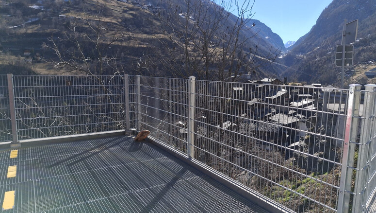 Clôture en panneau double fil de 2026 à 3922 Stalden Suisse de Zaunteam Wallis / Swissclôture Valais.