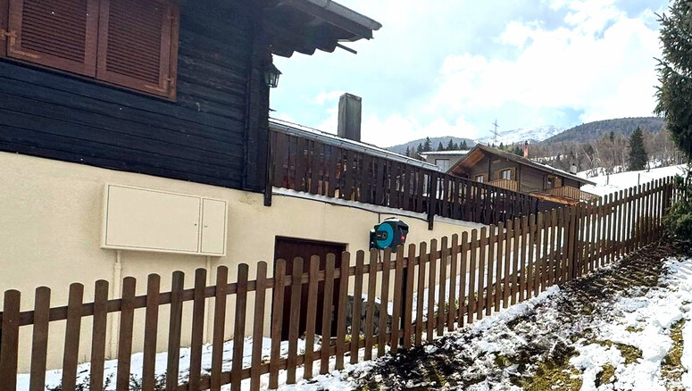 Staketenzaun aus dem 2026 in 3944 Unterbäch Schweiz von Zaunteam Wallis / Swissclôture Valais.