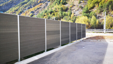 WPC Sichtschutz aus dem 2018 in 3930 Visp Schweiz von Zaunteam Wallis / Swissclôture Valais.