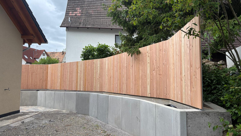 Holz Sichtschutz aus dem 2026 in 72172 Dürrenmettstetten Deutschland von Zaunteam Lkr. Rottweil.