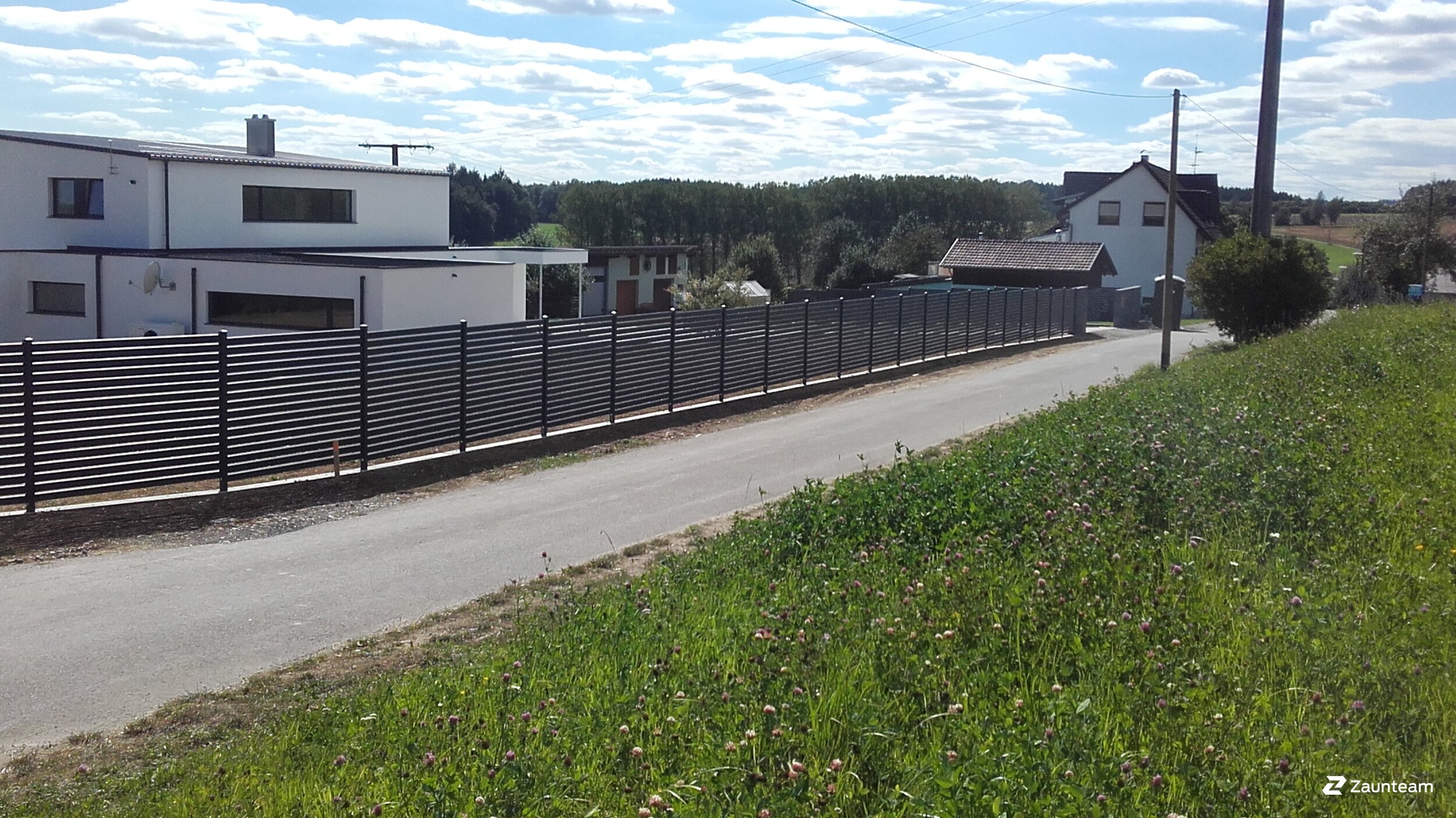 Aluminium Sichtschutz aus dem 2016 in 78532 Tuttlingen Deutschland von Zaunteam Obere Donau-Bodensee.