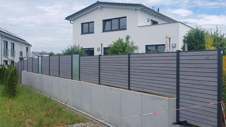 Aluminium Sichtschutz aus dem 2024 in 72488 Sigmaringen Deutschland von Zaunteam Obere Donau-Bodensee.