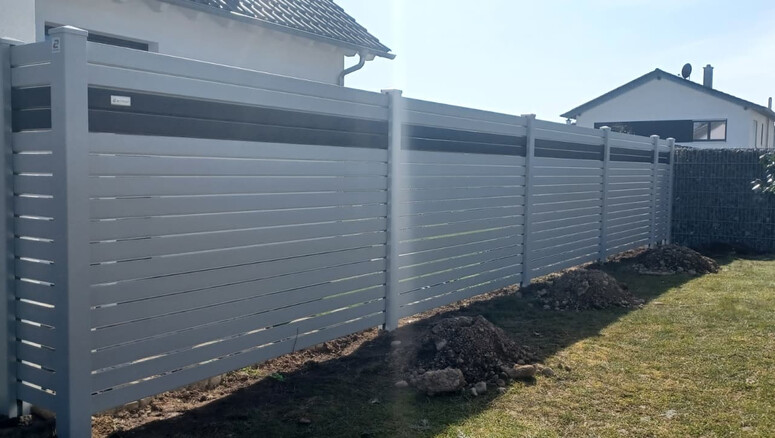 Aluminium Sichtschutz aus dem 2026 in 72514 Inzigkofen Deutschland von Zaunteam Obere Donau-Bodensee.