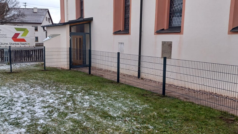 Doppelstabmattenzaun aus dem 2026 in 72510 Stetten a.k.M. Deutschland von Zaunteam Obere Donau-Bodensee.