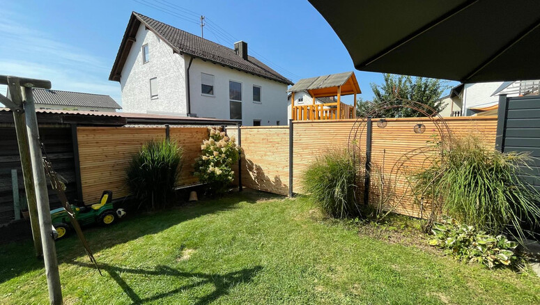 Holz Sichtschutz aus dem 2025 in 89290 Illertissen- Buch  Deutschland von Zaunteam Ulm.