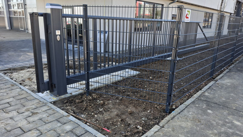 Automatische Tore aus dem 2026 in 89073 Ulm Deutschland von Zaunteam Ulm.