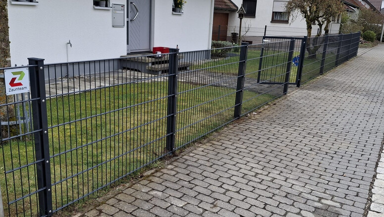 Doppelstabmattenzaun aus dem 2026 in 89179 Beimerstetten Deutschland von Zaunteam Ulm.